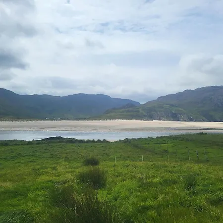 Ard A Mhaoire Hébergement de vacances *